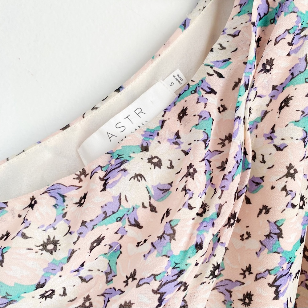 Spring Astr One-Shoulder Floral Dress - White and Blue - Picture 5 of 8